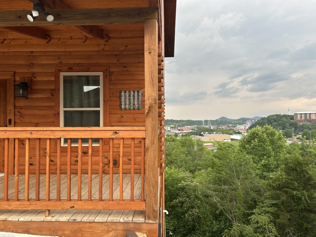 1 to 3 bedroom cabins available
